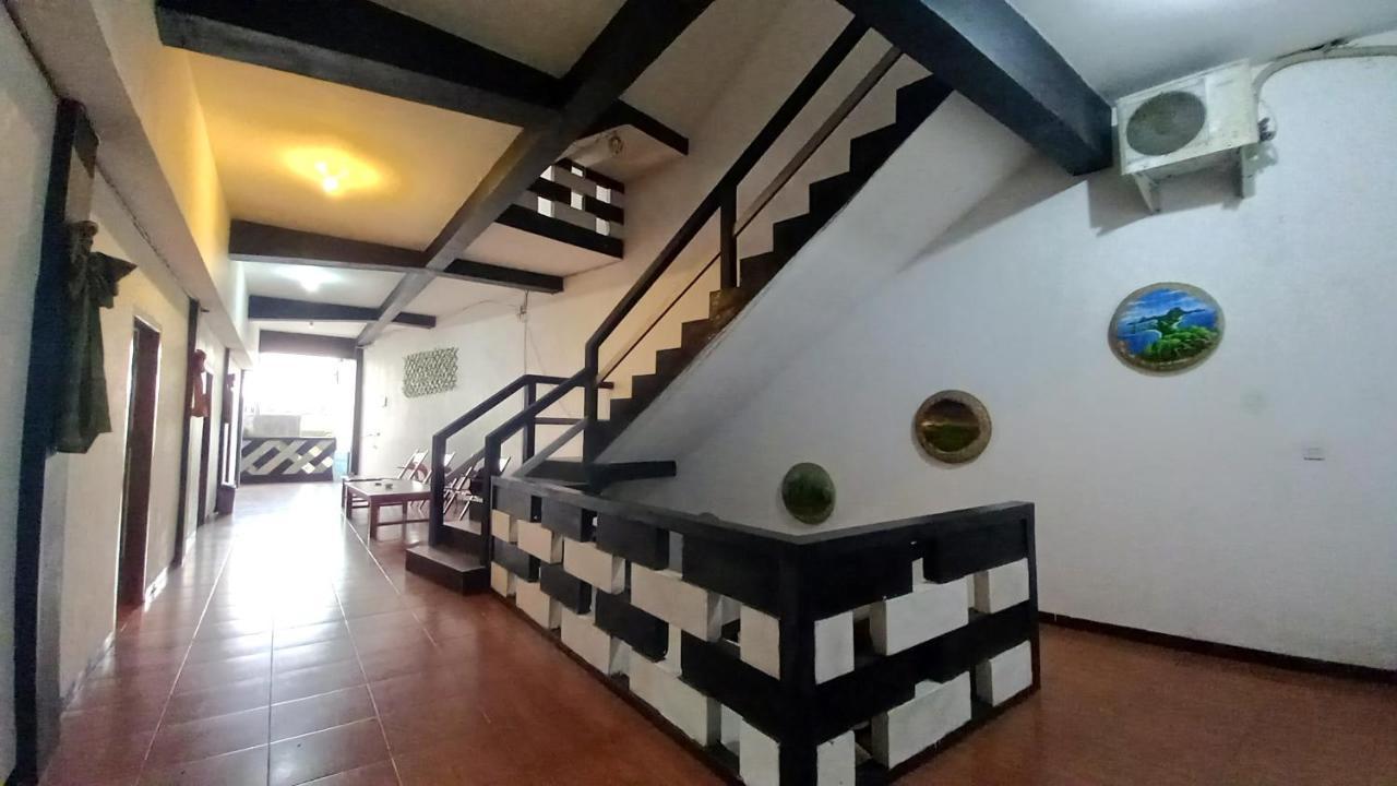 Dc Hotel & Hostel Labuan Bajo Exterior foto